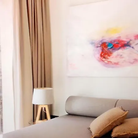 Apartamento Exclusivo Frente A La Catedral Apartment *